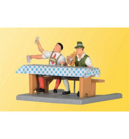 Viessmann 1525 - H0 Biesiadnicy pijący piwo w ogródku (model funkcjonalny)