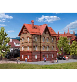 Vollmer 47641 - N House at the embankment