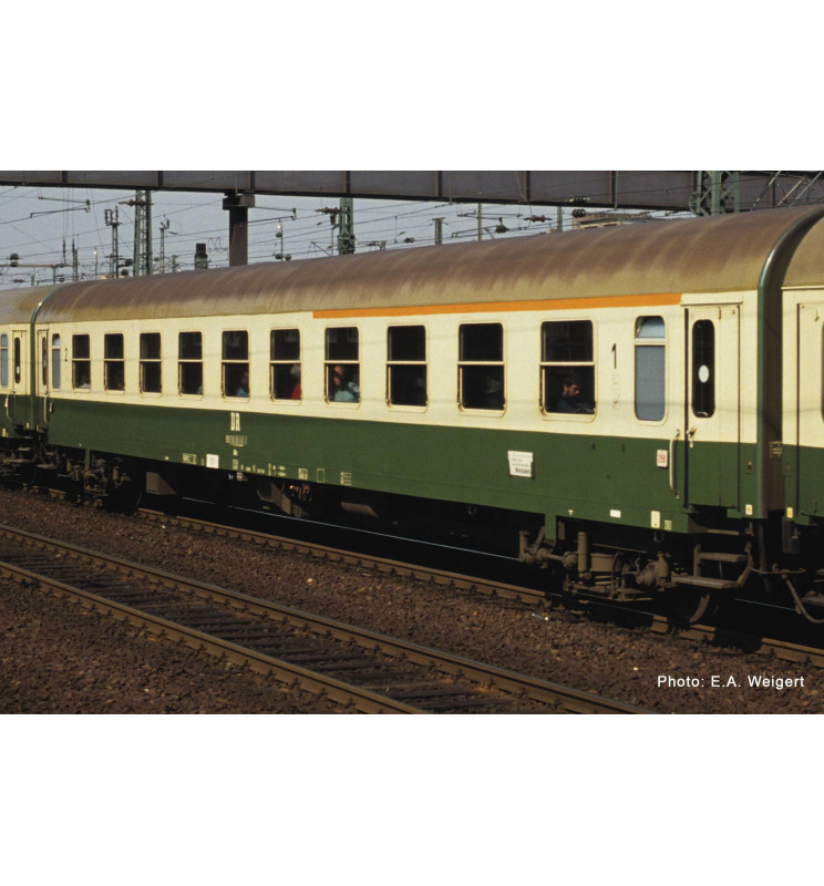 Roco 74801 - Wagon osobowy 1/2 klasa typ ABme Halberstadt