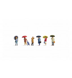 Noch 15523 - Ludzie z parasolami